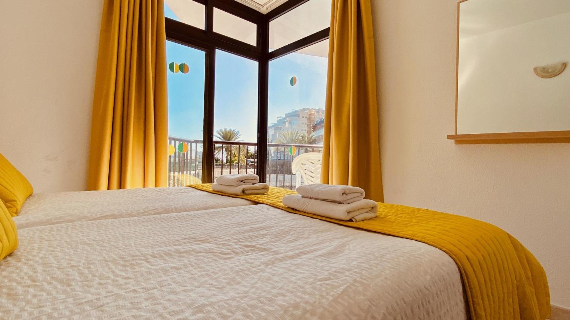 Sunny Apartment Near The Beach Playa del Ingles  Exterior photo